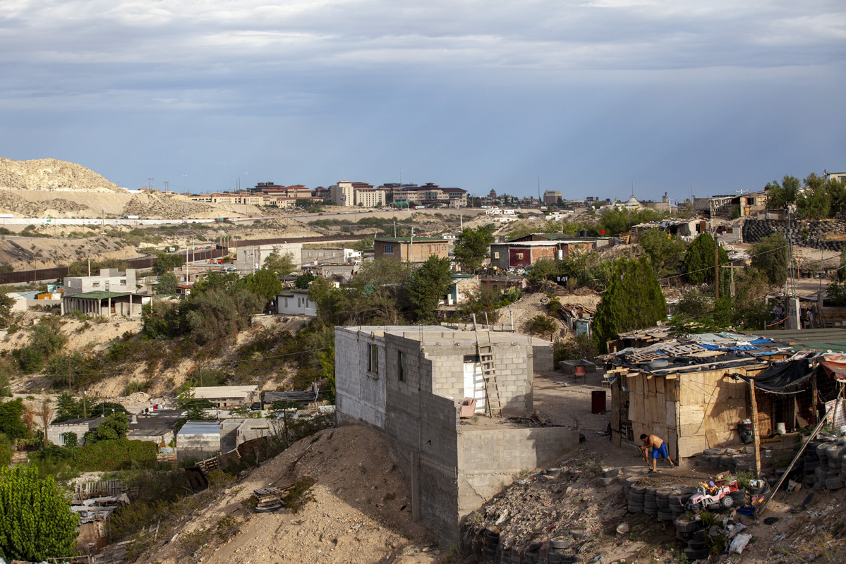 El Paso y Juárez. Contraste social. Foto: Alejandro Saldívar