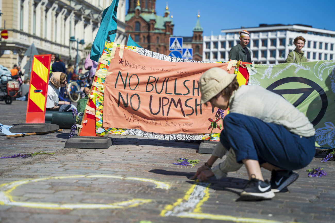 Elokapina, la rama finlandesa de Extinction Rebellion, realizó diferentes marchas durante el mes de junio en Helsinki. El propósito de la organización es acabar con las subvenciones estatales perjudiciales para el medio ambiente y que empeoran el cambio climático. Bernat Marrè