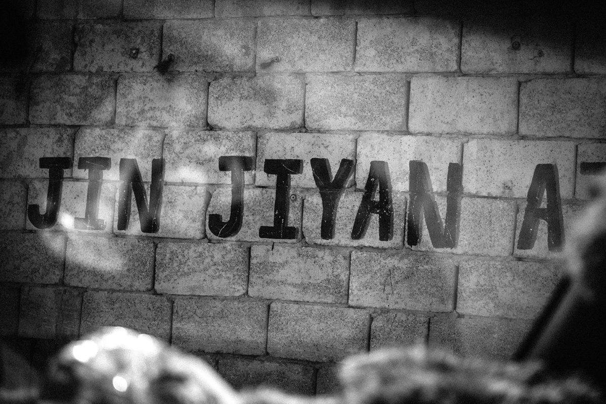 Jin (mujer) jiyan (vida) azadî (libertad) es el lema de lucha de las mujeres kurdas. Alepo, Siria, 2023. Foto: Mauricio Centurion