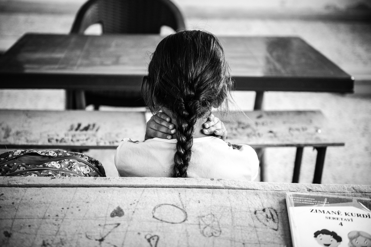 Kefa en clases de kurdo, Rojava, 2023. Foto: Mauricio Centurion