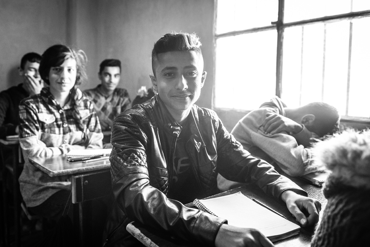 Escuela dentro del campo de refugiados kurdos de Afrin, Sheba, Siria, 2023. Foto: Mauricio Centurion